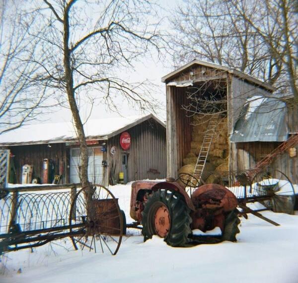 Tractor (study from the Niagara series)