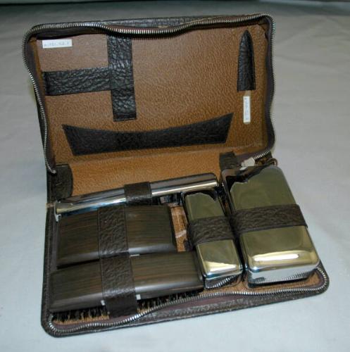 Shaving kit used by A.Y. Jackson (1882 - 1974)